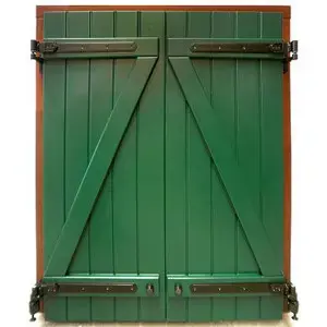 Bretter Fensterladen